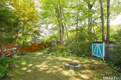 675 Bradley Street, East Haven, CT 06512 - Photo 11