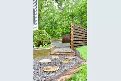 259 Peck Hill Road, Woodbridge, CT 06525 - Photo 5
