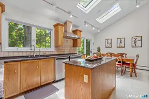 42 Akbar Rd, Stamford, CT 06902 - Photo 17