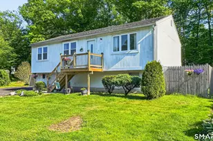 252 Roanoak Ave, Windham, CT 06226 - Photo 3