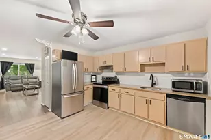 125 Lawn Ave, Stamford, CT 06902 - Photo 5