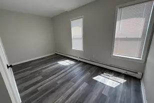 17 Harrison Pl, Hartford, CT 06112 - Photo 9