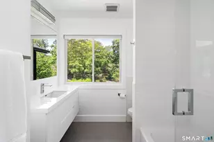 198 Woodchuck Rd, Stamford, CT 06903 - Photo 19