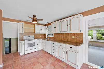 121 Dogwood Lane, South Windsor, CT 06074 - Photo 9