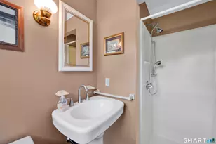 121 Dogwood Ln, South Windsor, CT 06074 - Photo 21