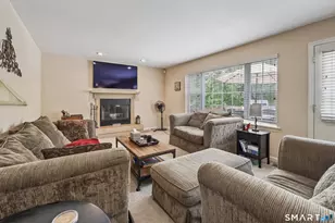 45 Wisteria Dr, Naugatuck, CT 06770 - Photo 15