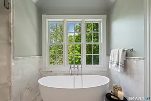 25 Father Peters Ln, New Canaan, CT 06840 - Photo 15