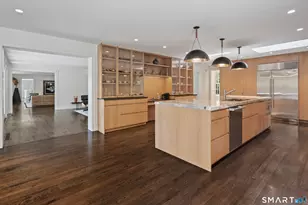 25 Father Peters Ln, New Canaan, CT 06840 - Photo 11