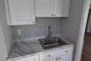 53 Washington St, Meriden, CT 06451 - Photo 9
