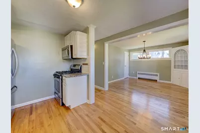 35 Bretton Road, Manchester, CT 06042 - Photo 21