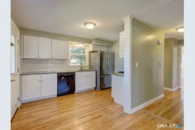 35 Bretton Road, Manchester, CT 06042 - Photo 17