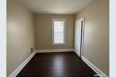 184 Pacific Street, Bridgeport, CT 06604 - Photo 5