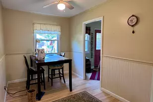 201 Southwest Ave, Windsor Locks, CT 06096 - Photo 11