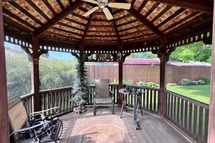 201 Southwest Ave, Windsor Locks, CT 06096 - Photo 19