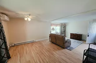 18 Meryl Ct, Groton, CT 06340 - Photo 5