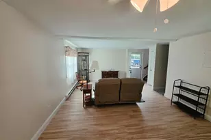 18 Meryl Ct, Groton, CT 06340 - Photo 5