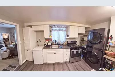 630 Washington Avenue, West Haven, CT 06516 - Photo 9