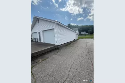 924 Route 32, Montville, CT 06382 - Photo 3