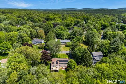 7 Banbury Road, Simsbury, CT 06092 - Photo 39