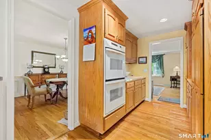 7 Banbury Rd, Simsbury, CT 06092 - Photo 9