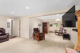7 Banbury Rd, Simsbury, CT 06092 - Photo 25
