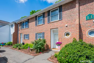 190 Tomlinson Avenue #13E, Plainville, CT 06062 - Photo 1