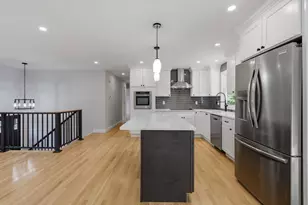111 Carriage Dr, North Haven, CT 06473 - Photo 7