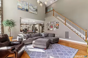 8 Rochela Dr, Southington, CT 06489 - Photo 11