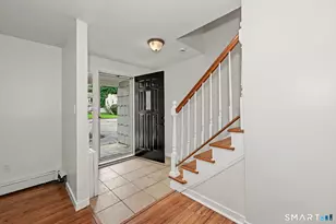 44 Barmore Dr W, Stamford, CT 06905 - Photo 3