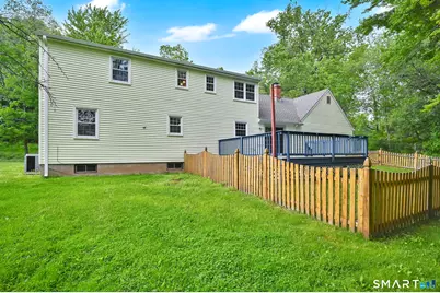 29 Burr Road, Bloomfield, CT 06002 - Photo 5