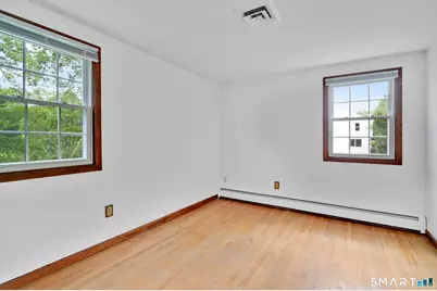 29 Burr Road, Bloomfield, CT 06002 - Photo 33