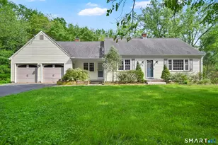 29 Burr Rd, Bloomfield, CT 06002 - Photo 1