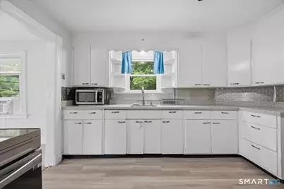 28 Moore Court, New London, CT 06320 - Photo 25
