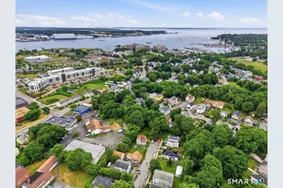28 Moore Court, New London, CT 06320 - Photo 15