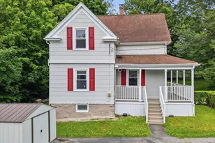 28 Moore Ct, New London, CT 06320 - Photo 5