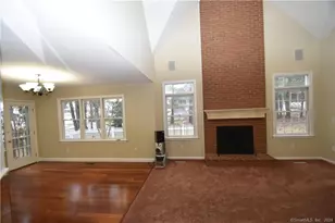 41 Sagewood Ln, Windsor, CT 06095 - Photo 15