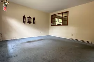 665 Bradley St, East Haven, CT 06512 - Photo 13