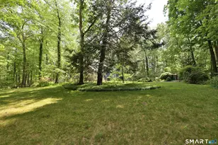 35 Deer Spring Rd, Redding, CT 06896 - Photo 9