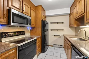 25 Washington St, Bristol, CT 06010 - Photo 7