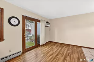 25 Washington St, Bristol, CT 06010 - Photo 11