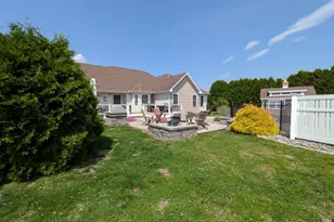 2 Aspen Dr, East Windsor, CT 06016 - Photo 11