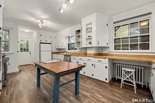 80 Anita St, New Haven, CT 06511 - Photo 11