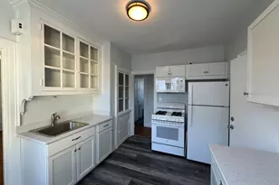 1253 Forest Rd, New Haven, CT 06515 - Photo 23