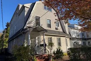 1253 Forest Rd, New Haven, CT 06515 - Photo 3