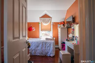 1184 Lindley St, Bridgeport, CT 06606 - Photo 15