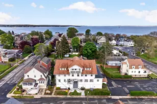 17 Park St, New London, CT 06320 - Photo 1