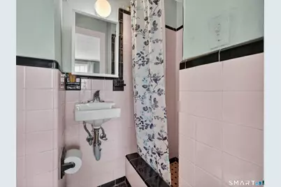17 Park Street, New London, CT 06320 - Photo 19