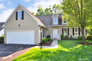 18 Cavendish Pl, Avon, CT 06001 - Photo 1