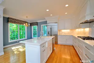 18 Cavendish Pl, Avon, CT 06001 - Photo 13