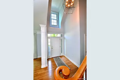 18 Cavendish Place #18, Avon, CT 06001 - Photo 3